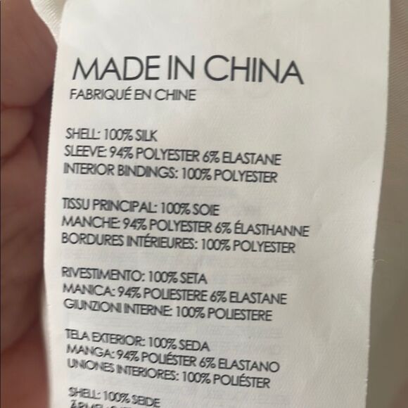 Club Monaco Silk Cream Blouse with Ribbed Long Sleeves - Picture 3 of 7